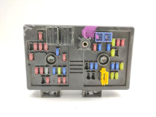 Used Fuse box CHEVROLET CAPTIVA (C100, C140) 2.0 D 4WD (150 hp) 16512004