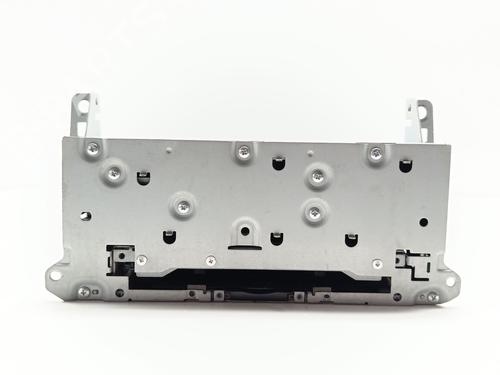 Sistema audio INFINITI Q30 2.2 D (170 hp) 32859111