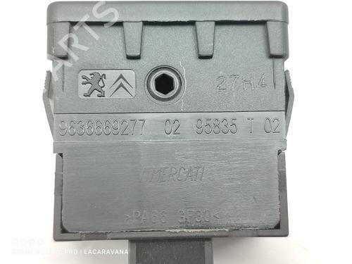 Switch PEUGEOT 5008 (0U_, 0E_) 1.6 HDi | BP21827615I30 