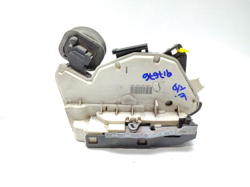 Højre bagtil lås VW GOLF VI (5K1) [2008-2014]  31339975