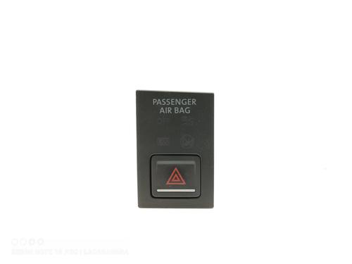 Used Warning switch VW GOLF VII (5G1, BQ1, BE1, BE2) [2012-2021]  21827669