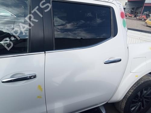 Dør venstre bagtil NISSAN NAVARA NP300 (D40) 2.5 dCi 4WD (D40TT, D40T, D40M, D40BB) (190 hp) 31128718