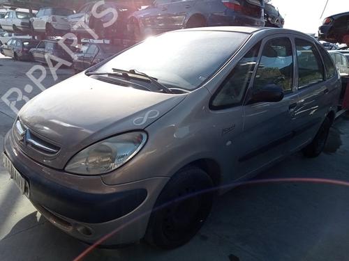 Left mirror CITROËN XSARA PICASSO (N68) 1.6 HDi | BP19121064C26 
