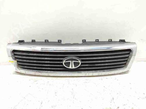 Used Grille Grille TATA SAFARI (42_FD) 2.1 EXi 4x4 (135 hp) 40098419 40098419