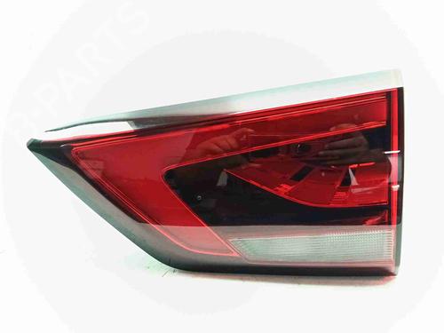 right-tailgate-light-mg-mg-zs-suv-azs1-2017-39430385 main image