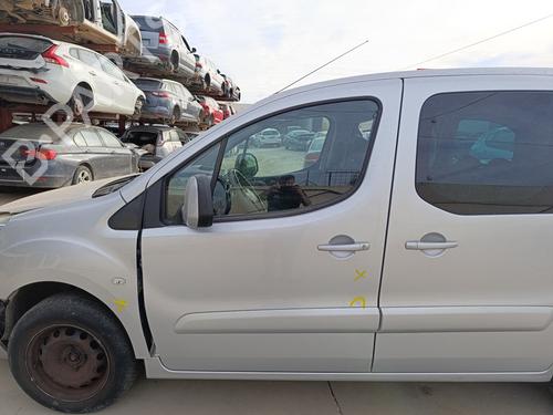 Used Left front door PEUGEOT PARTNER Box Body/MPV 1.6 HDi 16V 4x4 (90 hp) 28540919