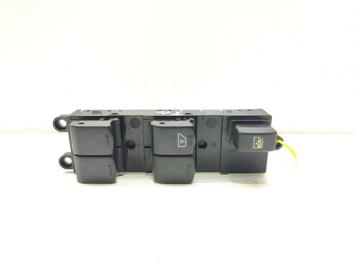 Used Left front window switch NISSAN QASHQAI / QASHQAI +2 I (J10, NJ10, JJ10E) 2.0 (141 hp) 27301857