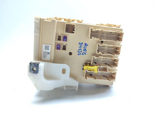 Used Fuse box TOYOTA AURIS (_E18_) [2012-2018]  18661385