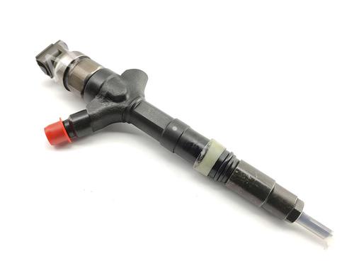 Injector TOYOTA COROLLA (_E12_) 2.0 D-4D (CDE120R_, CDE120L_) (116 hp) 16515875