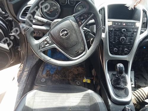 Left headlight OPEL ASTRA J (P10) | BP31339755C28