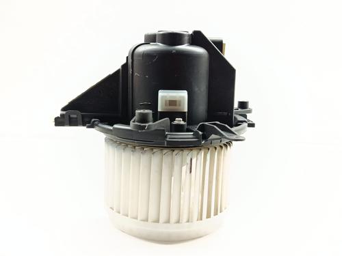 varmeblser-peugeot-rifter-2018-33117444 main image