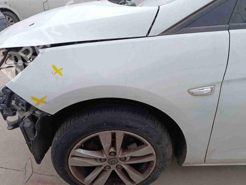 Used Left front fenders Left front fenders 39105652 39105652