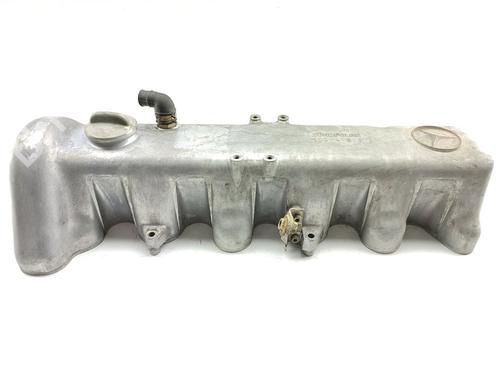 Used Valve cover MERCEDES-BENZ 123 Saloon (W123) 300 D (123.130) (88 hp) 16516701