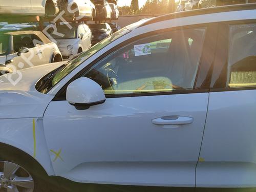 Left front door VOLVO XC40 (536)  | BP29721091C2 