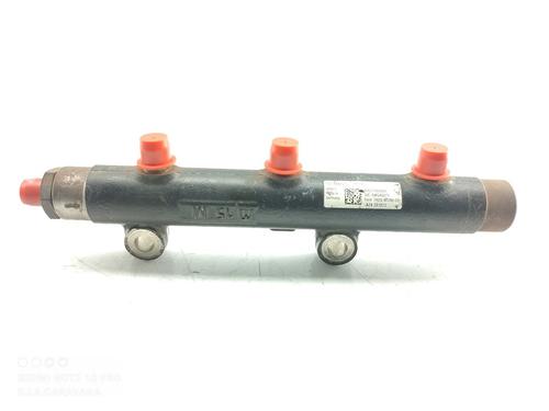 Used Injection rail LAND ROVER DISCOVERY III (L319) 2.7 TD 4x4 (190 hp) 16506326