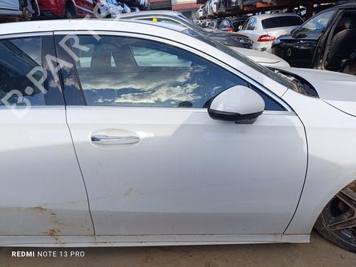Used Right front door MERCEDES-BENZ A-CLASS (W177) A 180 (177.084) (136 hp) 29547403