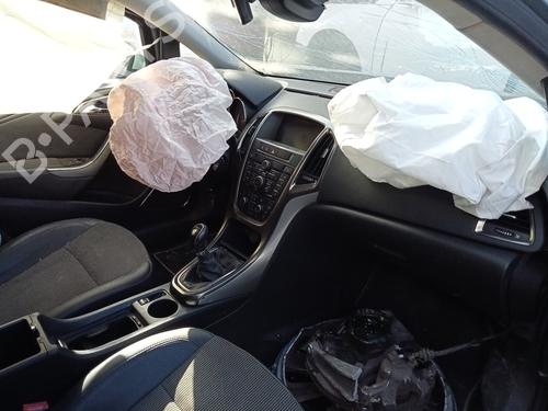 Fuse box OPEL ASTRA J (P10) | BP16511166E1