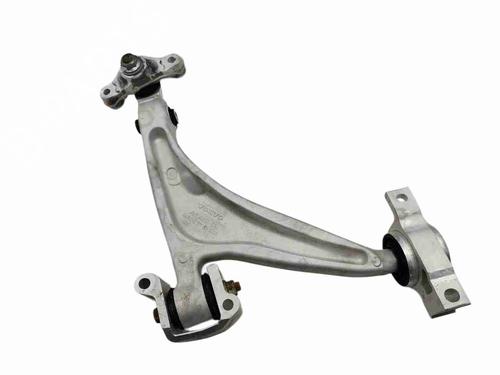 Used Left front suspension arm Left front suspension arm 38563810 38563810