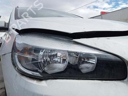 Faro derecho BMW 2 Gran Tourer (F46) 216 d (116 hp) 30773561