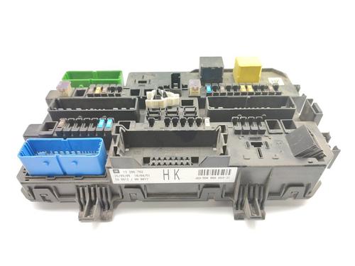 Used Fuse box OPEL ASTRA H (A04) [2004-2014]  16511055