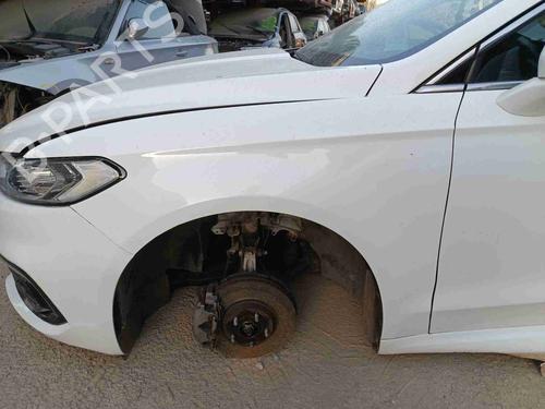 left-front-fenders-ford-mondeo-v-turnier-cf-2014-40098305 main image