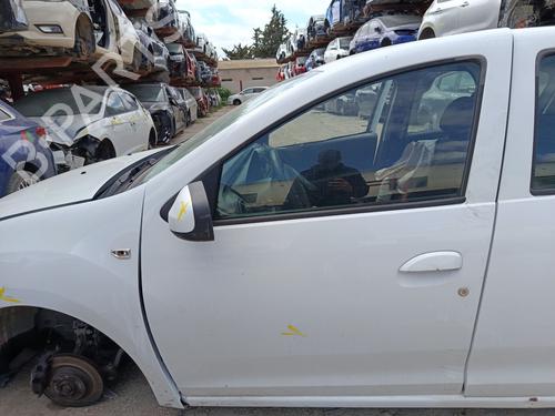 left-front-door-dacia-sandero-ii-2012-33690845 main image