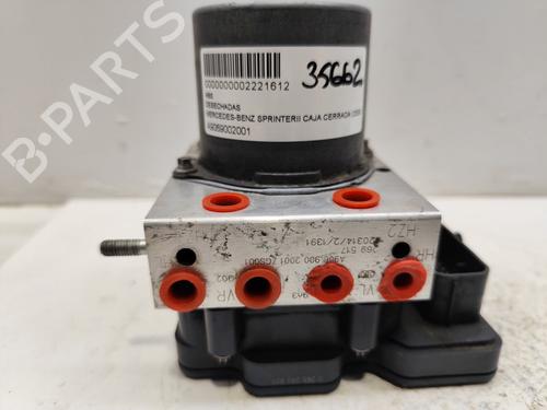 Used ABS pump MERCEDES-BENZ SPRINTER 3,5-t Van (B906) [2006-2020]  25378062
