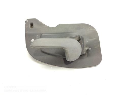 Venstre fortil invendig håndtag OPEL CORSA C (X01) 1.7 DTI (F08, F68) (75 hp) 18891192