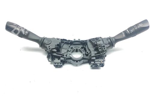 Used Switch TOYOTA AURIS (_E18_) 1.8 Hybrid (ZWE186_, ZWE186R) (136 hp) 18662384