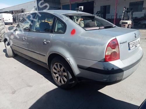 Engine control unit (ECU) VW PASSAT B5.5 (3B3)  | BP31538424M57 