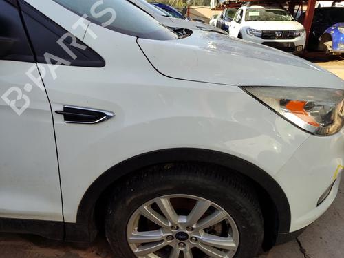Used Right front fenders FORD KUGA II (DM2) [2012-2025]  23990366