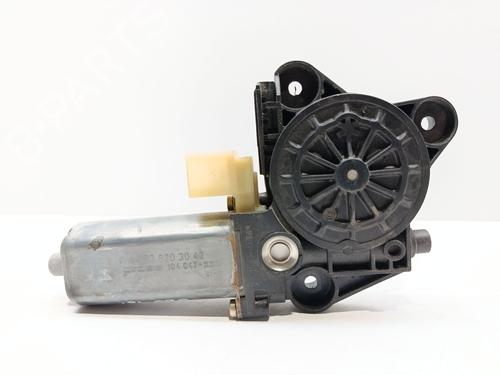 Used Right rear window motor MERCEDES-BENZ C-CLASS (W203) C 200 CDI (203.004) (116 hp) 32385116