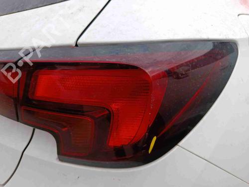 Used Right taillight Right taillight 39105657 39105657
