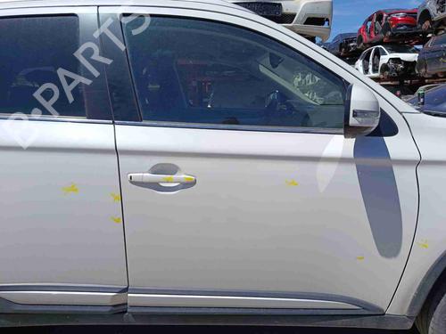 Used Right front door Right front door MITSUBISHI OUTLANDER III Van (GF_W, GG_W) Di-D 4WD (GF6W) (150 hp) 36235456 36235456