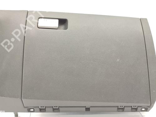 Used Glove box VW POLO VI (AW1, BZ1, AE1) 1.0 TSI (95 hp) 16510450