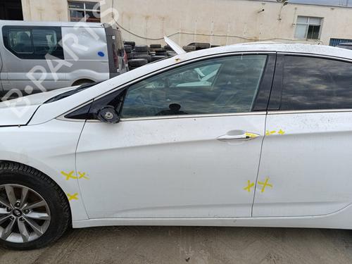 Left front door HYUNDAI i40 I (VF) 1.7 CRDI | BP30471780C2