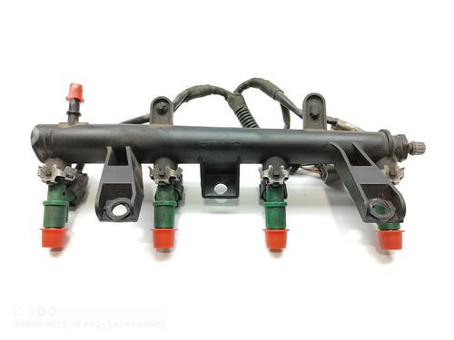 Used Injection rail PEUGEOT 206 Hatchback (2A/C) 1.4 LPG (75 hp) 21141965