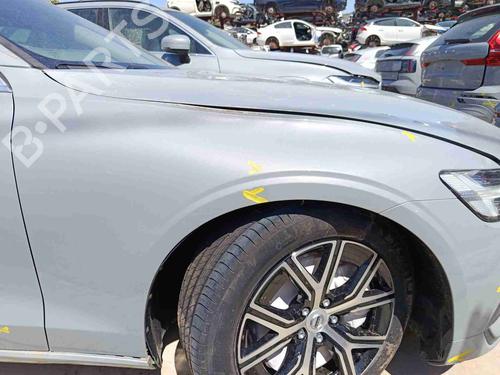 Used Right front fenders Right front fenders 36570259 36570259
