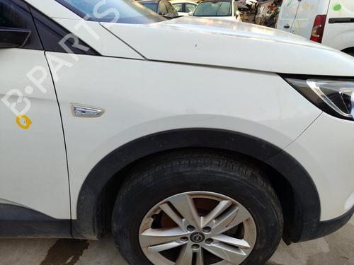 Used Right front fenders OPEL GRANDLAND / GRANDLAND X (A18, P1UO) [2017-2025]  23990241