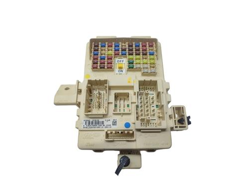 Used Fuse box HYUNDAI TUCSON (TL, TLE) 1.7 CRDi (116 hp) 27923864