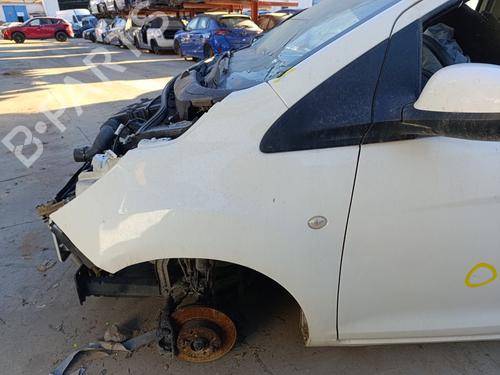 Used Left front fenders FORD KA (RU8) 1.2 (69 hp) 30519161