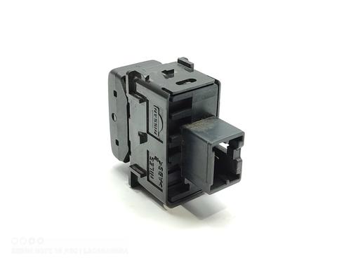 Switch NISSAN NAVARA NP300 (D40) 2.5 dCi 4WD | BP20296755I30 