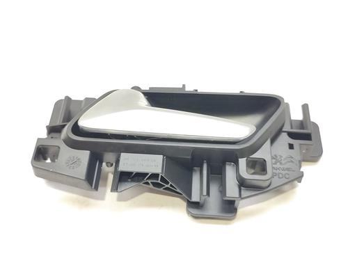 Used Front left interior door handle PEUGEOT 2008 II (UD_, US_, UY_, UJ_, UR_, UC_) [2019-2025]  26696090