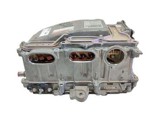 Used Inverter/Converter TOYOTA YARIS (_P13_) 1.5 Hybrid (NHP130_) (101 hp) 26229786