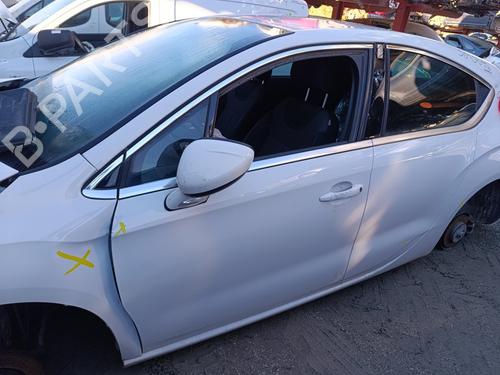 Puerta delantera izquierda DS DS 4 / DS 4 CROSSBACK (NX_) [2015-2018]  31129526
