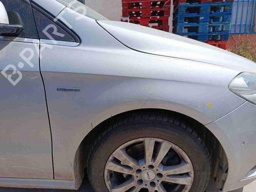 Used Right front fenders Right front fenders 38876032 38876032