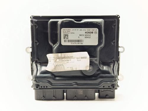 engine-control-unit-ecu-renault-megane-iv-hatchback-b9amn_-2015-31382713 main image
