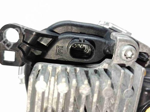 Left front fog light VOLVO XC40 (536) T2 | BP37263949C30 - Image 4
