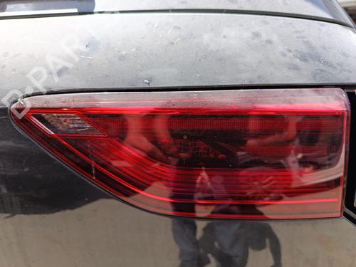 right-tailgate-light-vw-golf-viii-cd1-da1-2019-35949384 main image