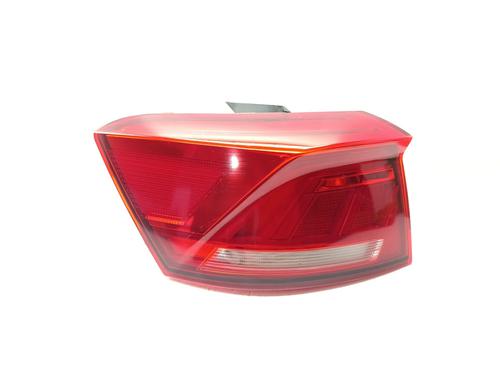 left-taillight-vw-t-roc-a11-d11-2017-35787568 main image